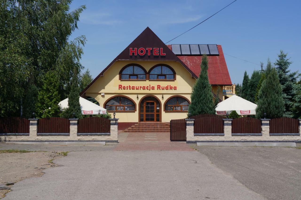 Hotel-Restauracja-Bar Rudka Ostrowiec Świętokrzyski Buitenkant foto
