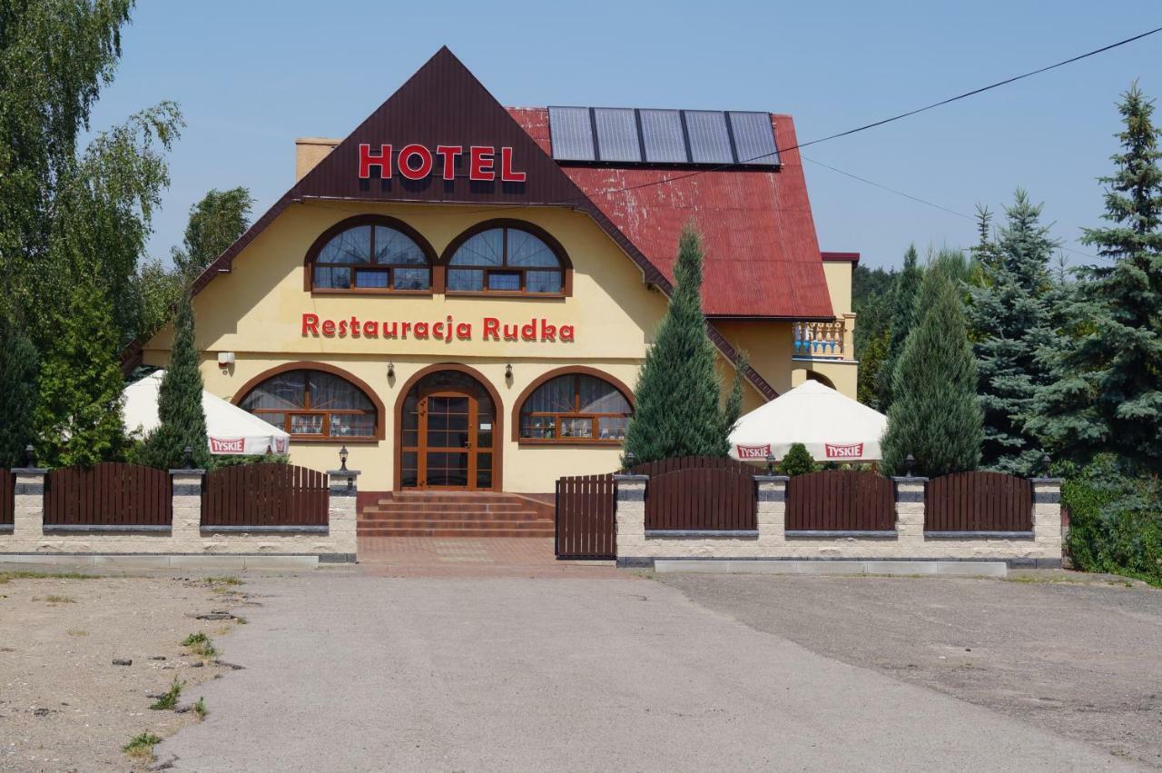 Hotel-Restauracja-Bar Rudka Ostrowiec Świętokrzyski Buitenkant foto